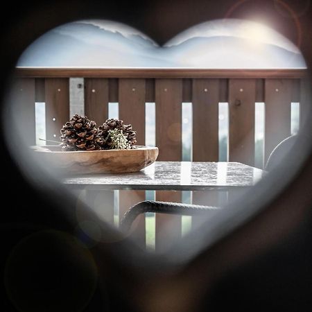 Appartement- Und Wellnesshotel Winkler Falzes Esterno foto