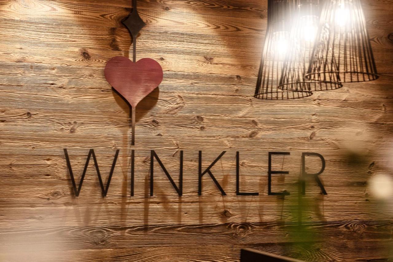 Appartement- Und Wellnesshotel Winkler Falzes Esterno foto