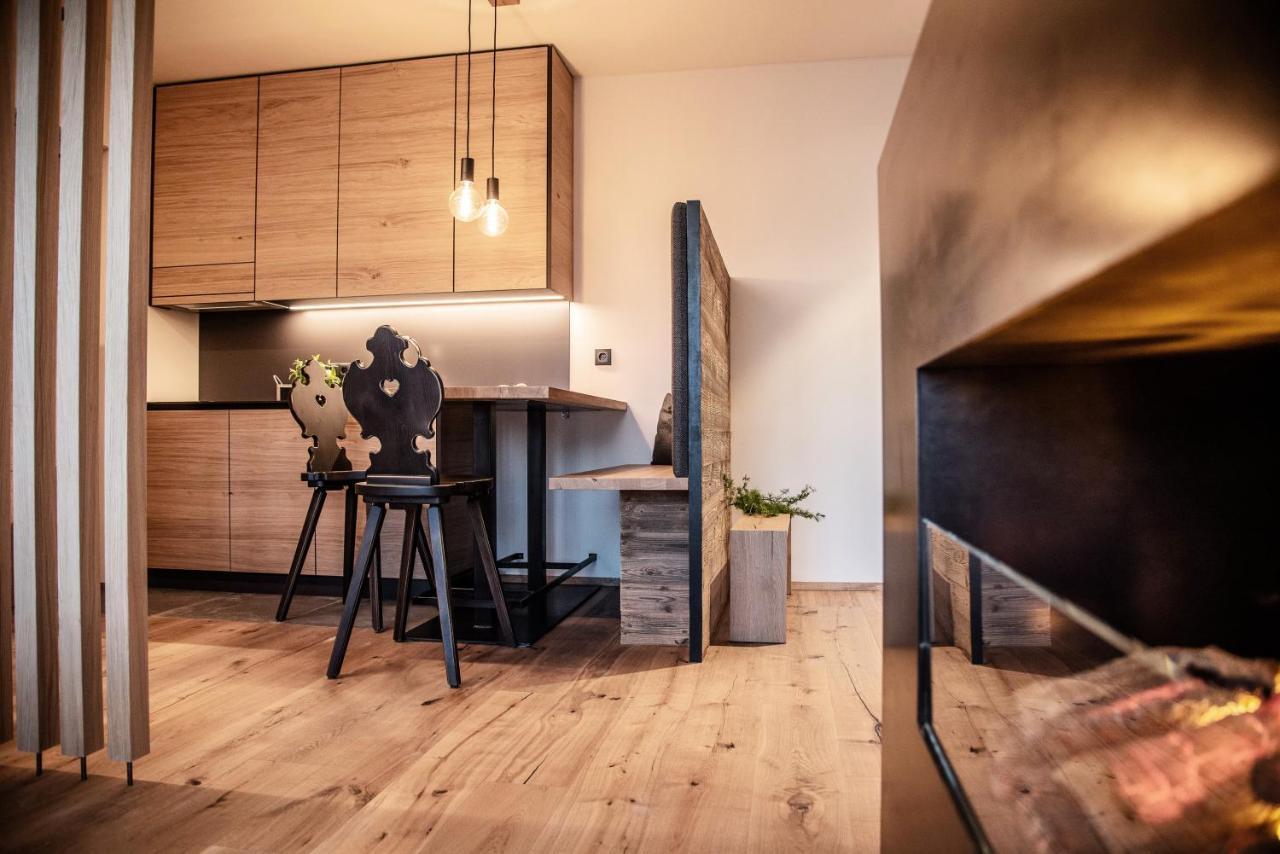 Appartement- Und Wellnesshotel Winkler Falzes Esterno foto