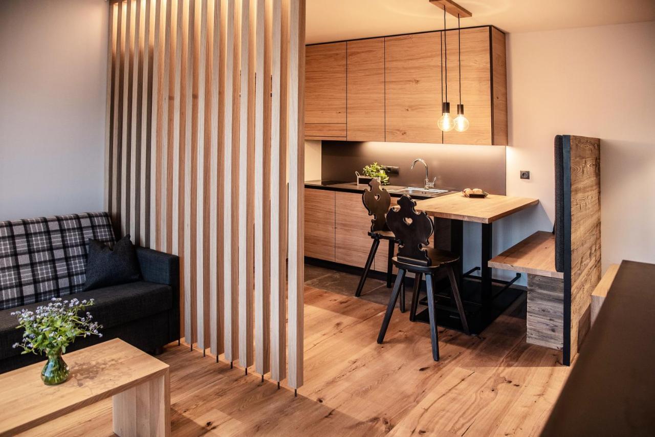 Appartement- Und Wellnesshotel Winkler Falzes Esterno foto