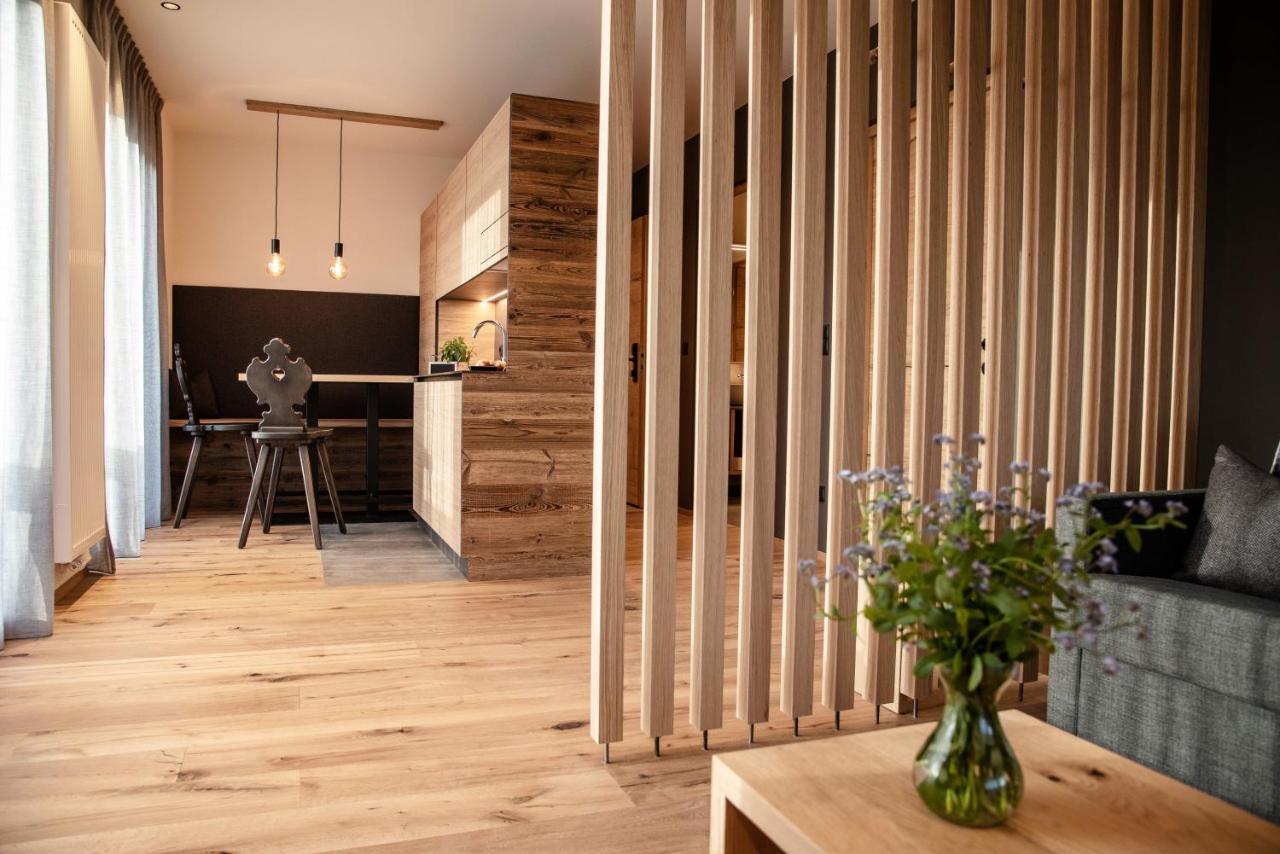 Appartement- Und Wellnesshotel Winkler Falzes Esterno foto