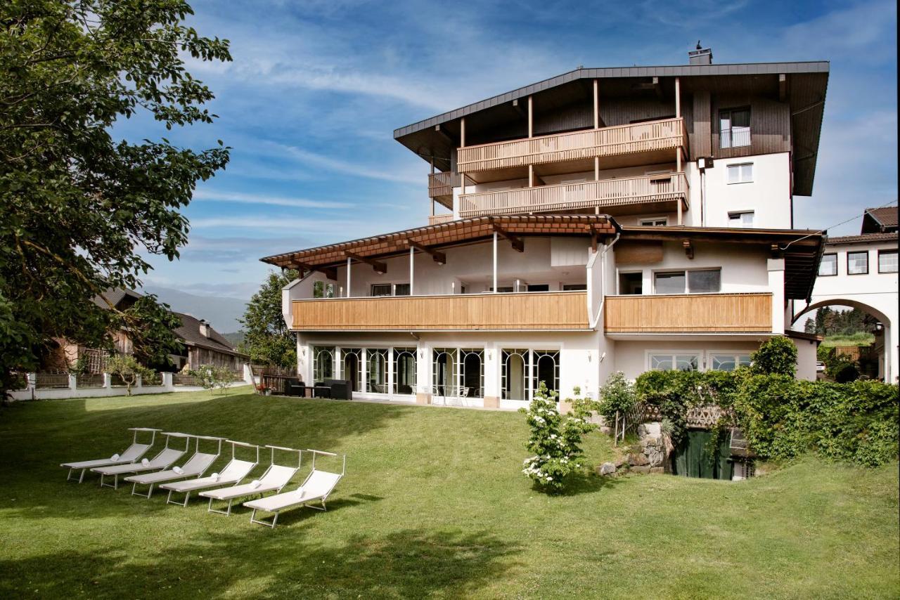 Appartement- Und Wellnesshotel Winkler Falzes Esterno foto