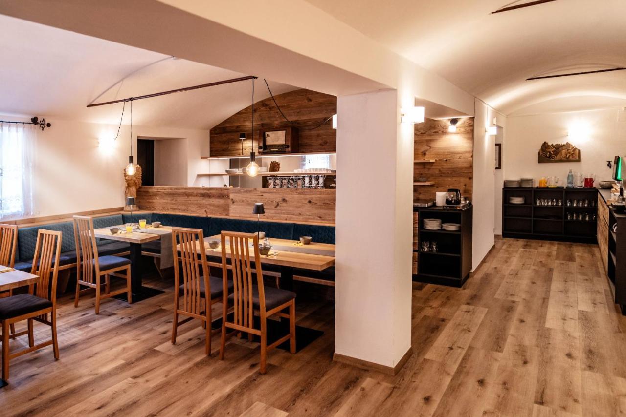 Appartement- Und Wellnesshotel Winkler Falzes Esterno foto